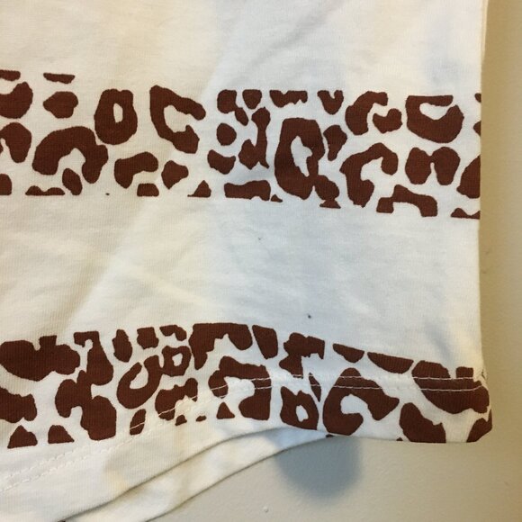Cleo 100% Organic Cotton Leopard Print Tee - Picture 7 of 16